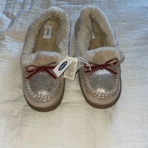 ⭐️Slippers size 8